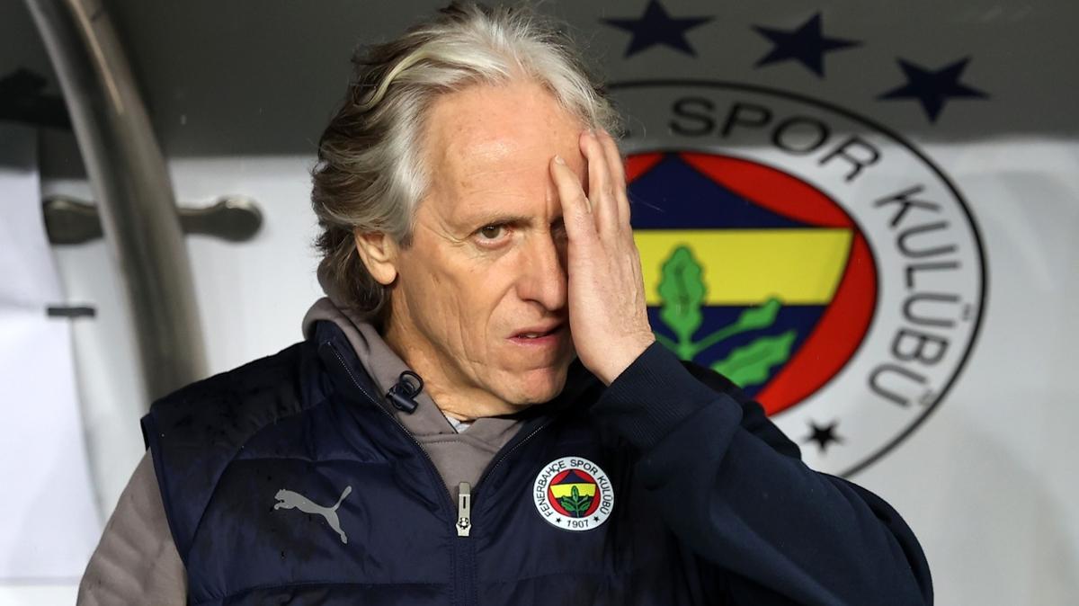 Jorge Jesus umudunu yitirmedi: 27 puan var, Galatasaray' geebiliriz