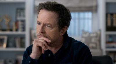 Michael J. Fox, yeni belgeselin fragmannda Parkinson savan tartyor