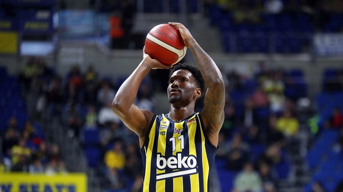 Fenerbahe i transferde ii bitirdi! Nigel-Hayes Davis imzay att