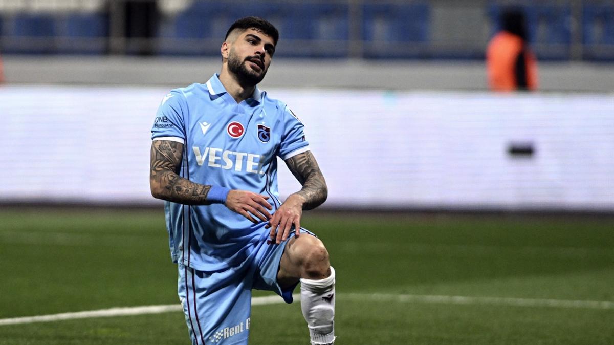 Son ampiyon Trabzonspor kbusu yayor