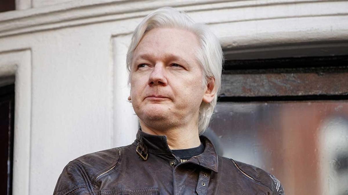 ngiliz vekillerden Assange'n ABD'ye iade ilemlerinin durdurulmas ars