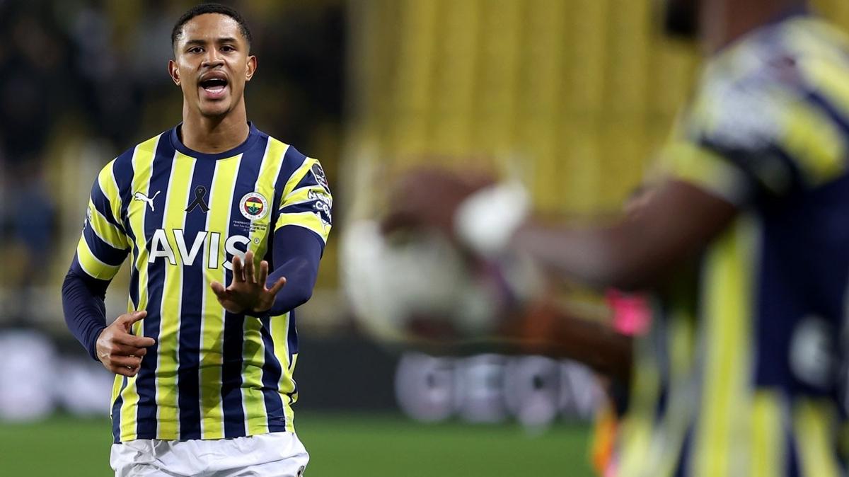 Fenerbahe'de Jayden Oosterwolde sevinci! Gzler Jesus'ta