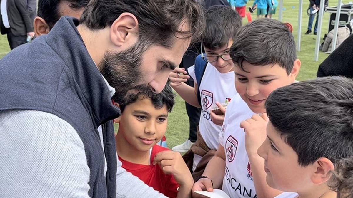 Hamit Altntop "Futbola deer veriyoruz"