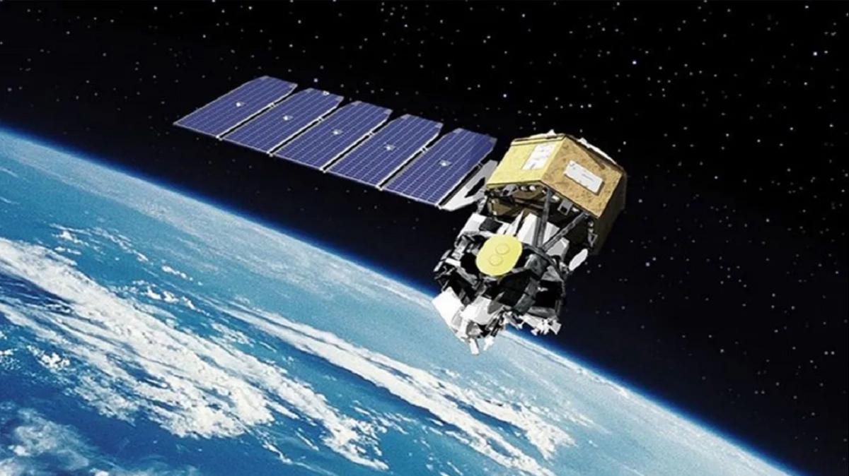 NASA'ya ait uydu Dnya'ya debilir