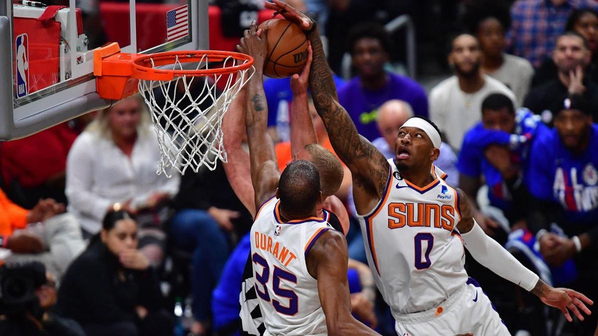 Phoenix Suns Los Angeles Clippers' yine devirdi! Seride durum 3-1