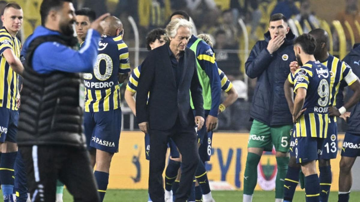 Fenerbahe'nin kalesi Kadky yerle bir oldu