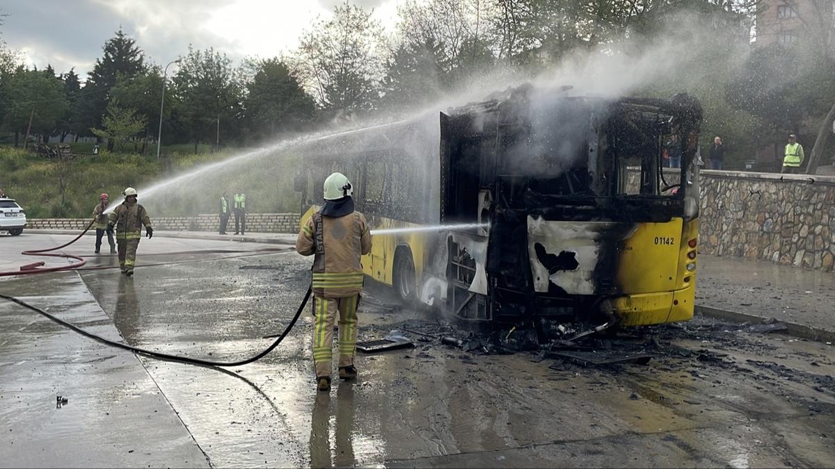 Kartal'da park halindeki ETT otobsnde yangn kt