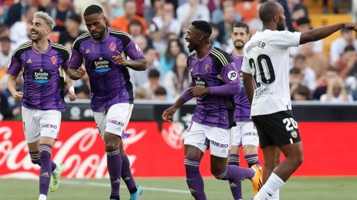 Cyle Larin att, Real Valladolid kaybetti