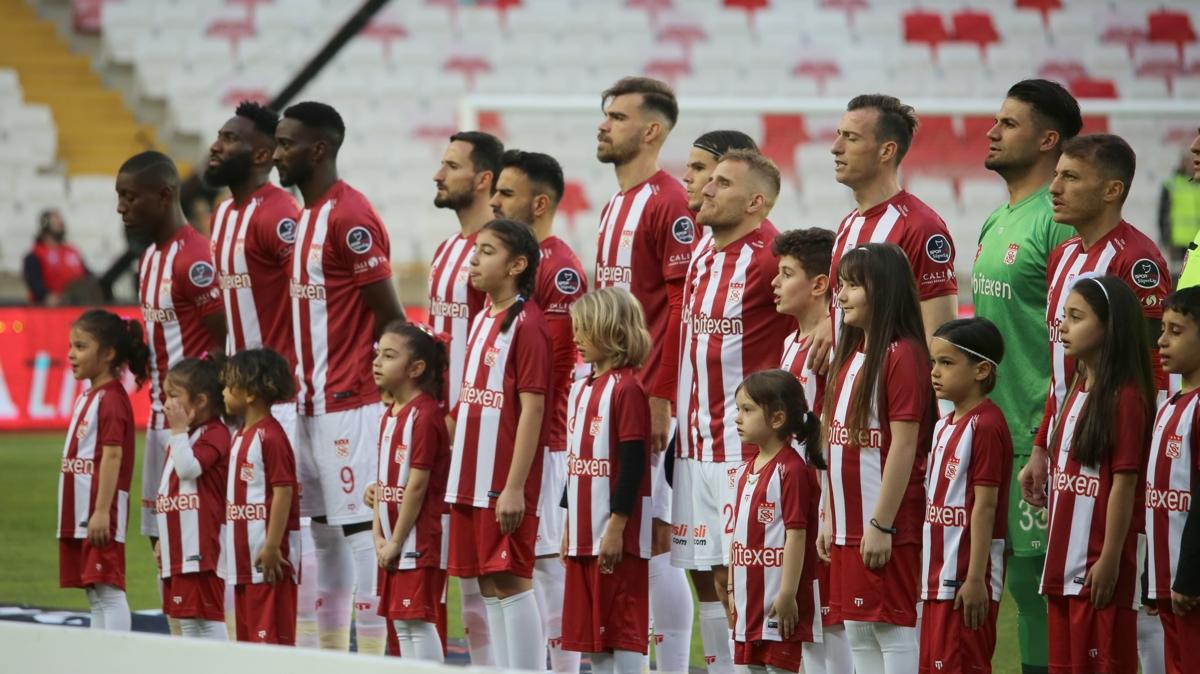 Sivasspor'un zorlu Fenerbahe snav