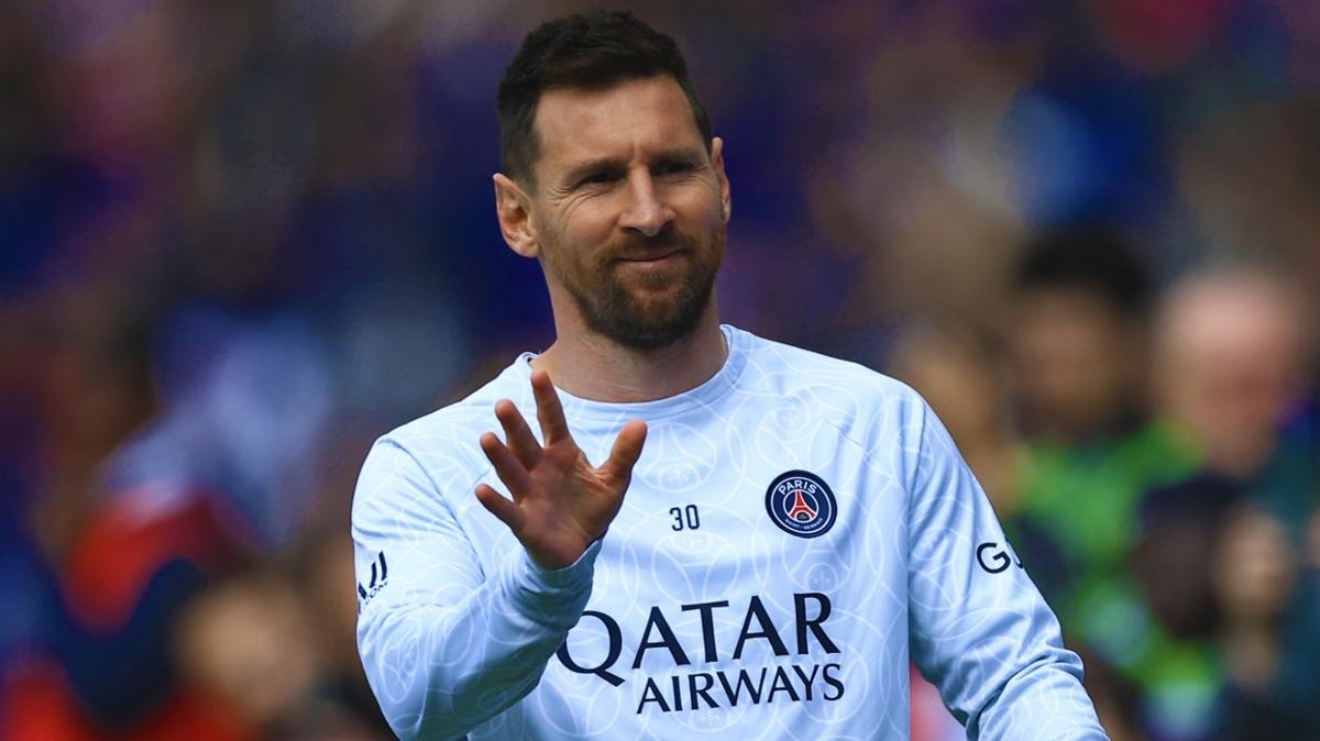 Lionel+Messi+i%C3%A7in+%C3%A7%C4%B1lg%C4%B1n+iddia%21;+400+milyon+euroluk+transfer