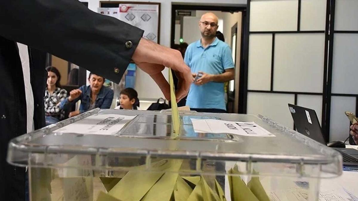 Yurt d ve gmrklerde kullanlan oy says 1 milyon 763 bini at