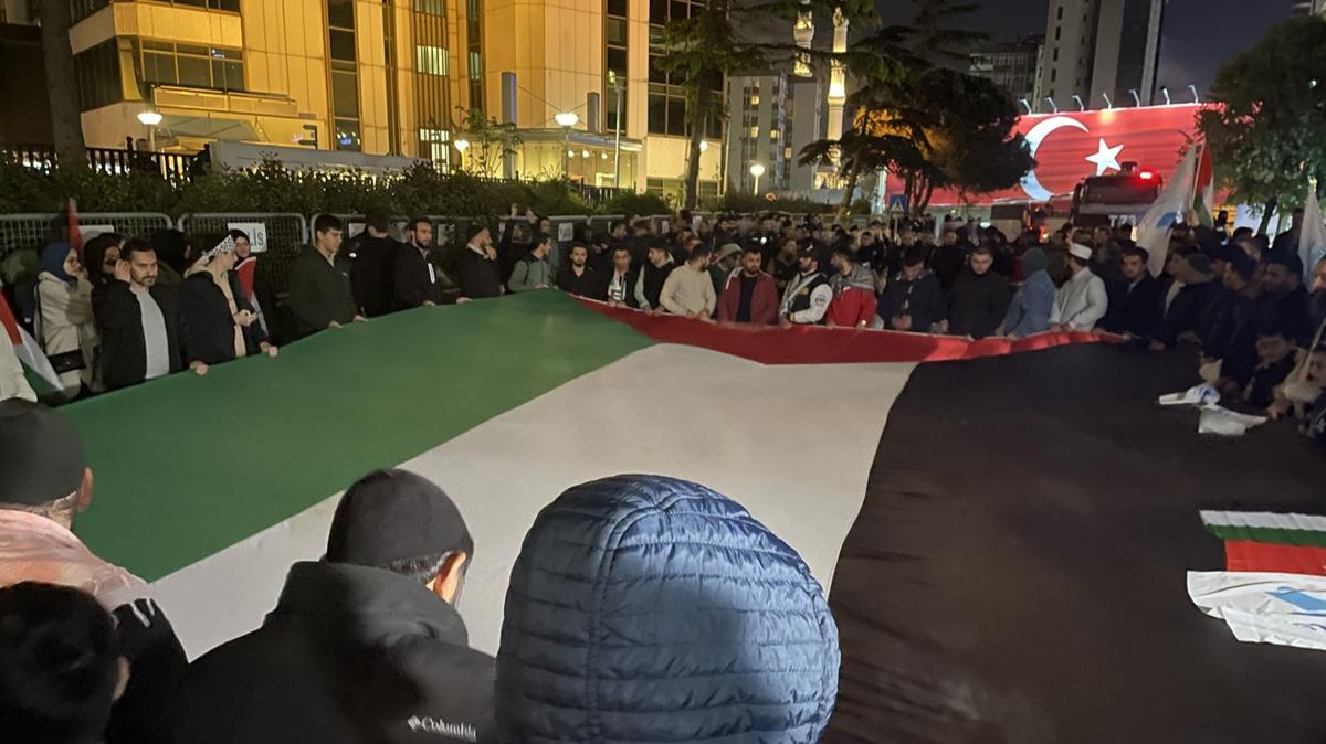 stanbul'da srail protestosu... Gazze eridi'ne ynelik saldrlar knand