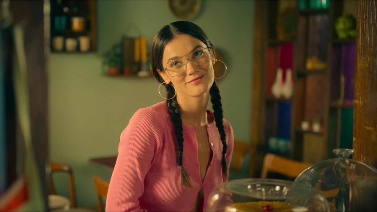 Pınar Deniz başrollü Aktris dizisinden yeni tanıtım geldi