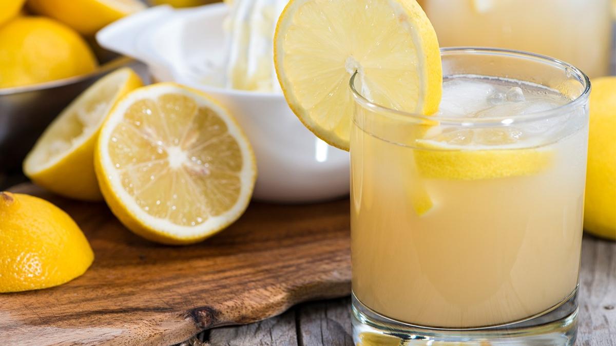 Kilo vermek isteyenlerin ilk tercihi limonlu su! O iecekle ilgili bilmeniz gerekenler