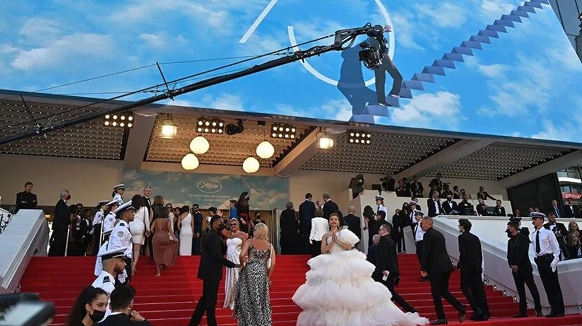 76. Cannes Film Festivali ncesi Fransa'da byk nlem