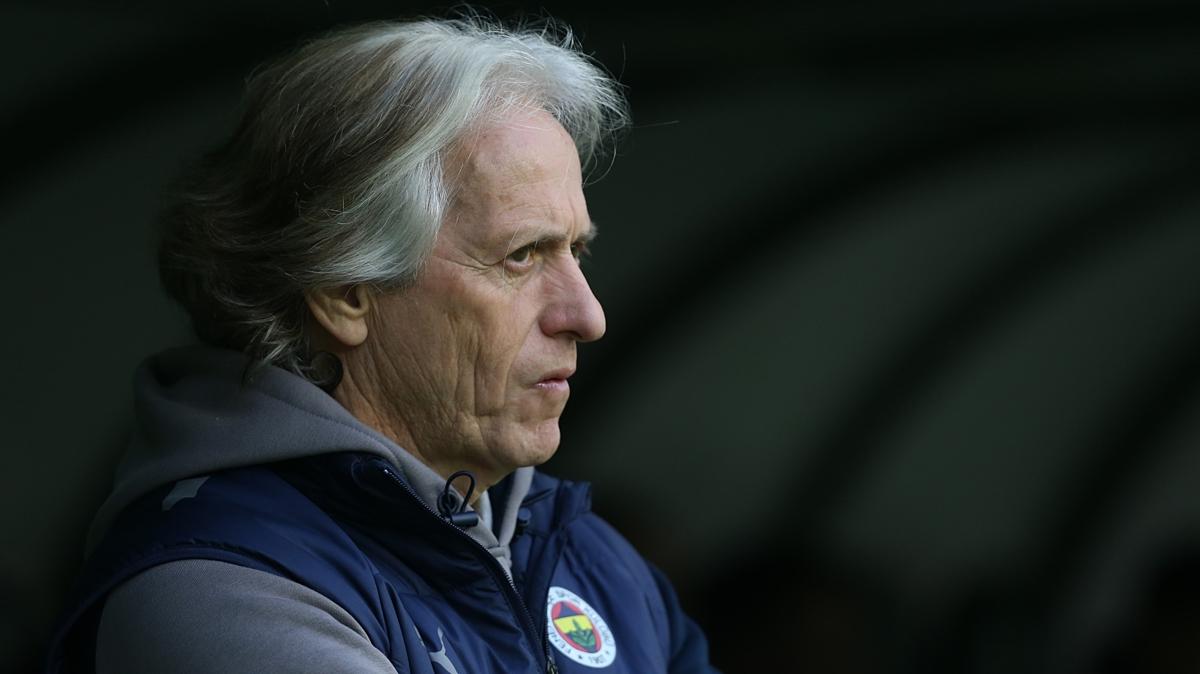 Jorge Jesus'un byk ma sorunu devam ediyor