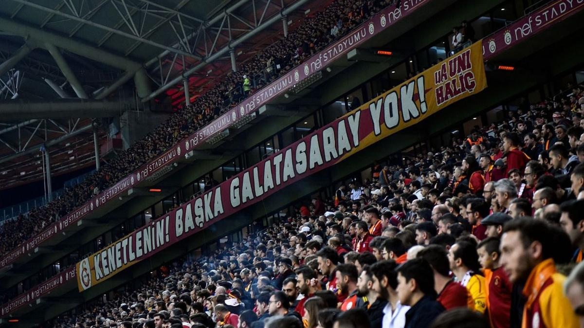 Galatasaray'da gndem borlar sfrlamak!