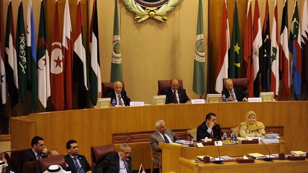 Katar Suriye'nin Arap Birliği'ne dönmesi için 'fikir birliği' istiyor
