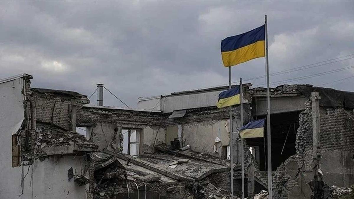 Ukrayna: Rusya Kiev'e hava saldrs dzenledi