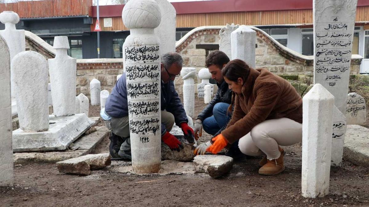 Osmanl dnemi mezarlklar ve hazireleri onarlyor