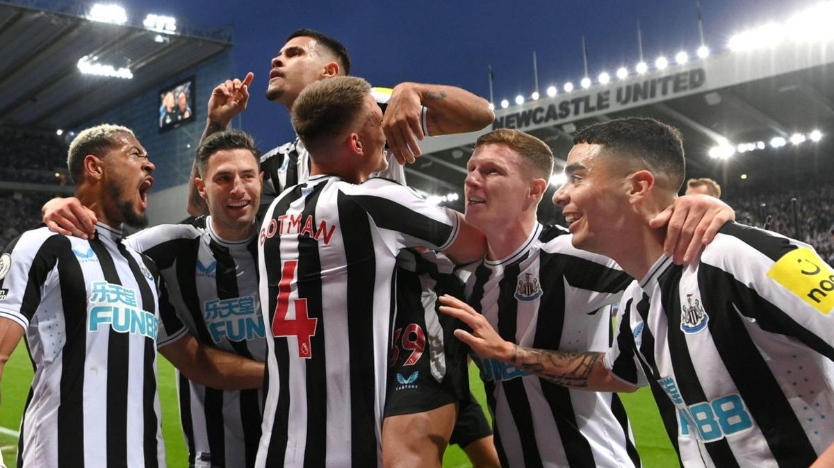 Newcastle United ampiyonlar Ligi'nde!