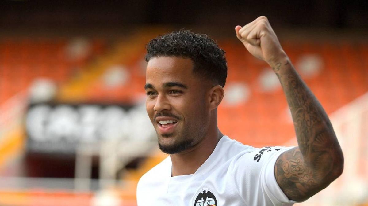 Justin Kluivert'n evine hrsz girdi