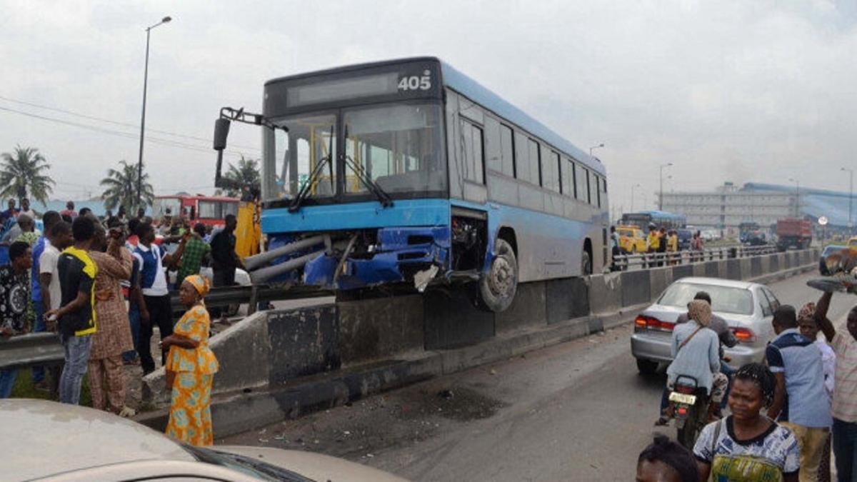 Dehşet dolu kaza Gana'da 16 kişi hayatını kaybetti