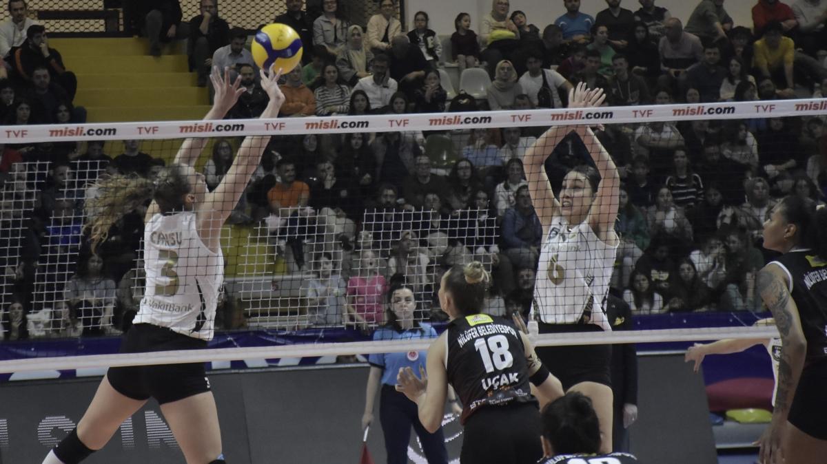 VakfBank, Kbra Akman ayrln duyurdu