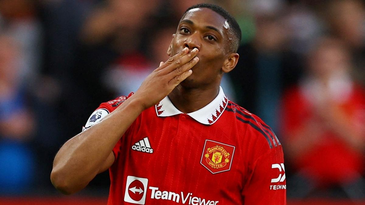 Anthony Martial'den final ncesi Manchester United'a kt haber