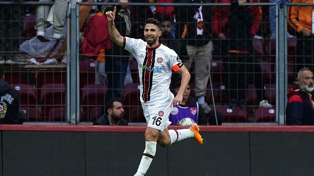 Fabio Borini, Fatih Karagmrk'e veda etti