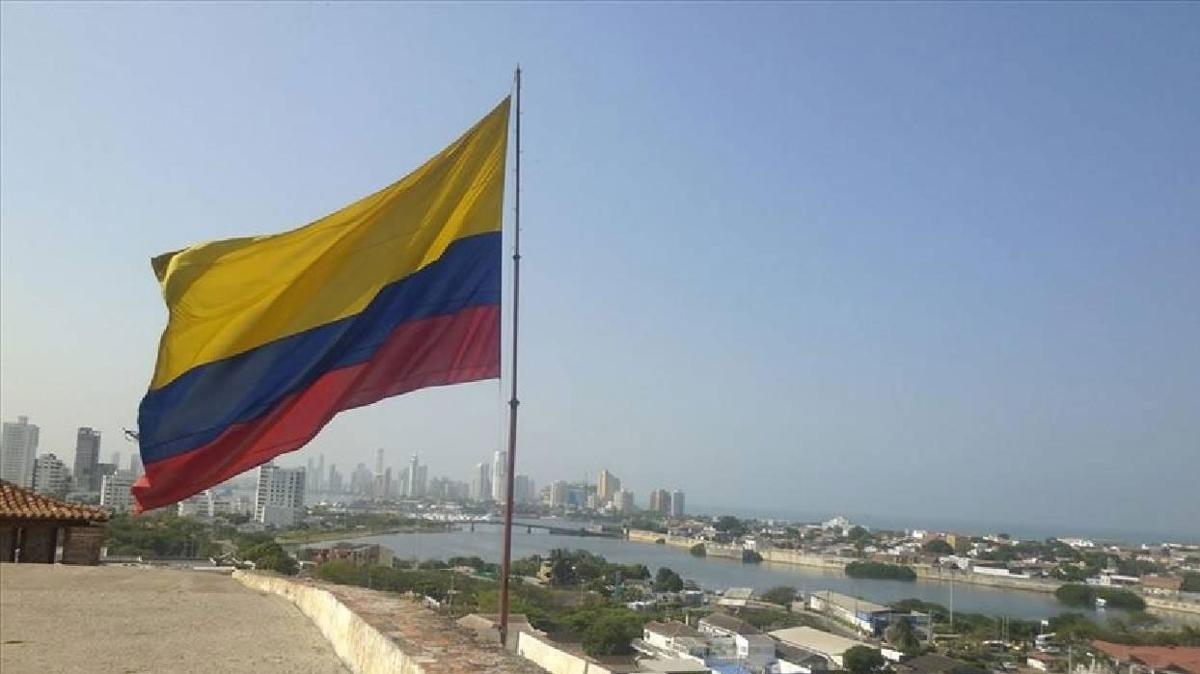 Kolombiya, 5 yl aradan sonra yeniden UNASUR'da