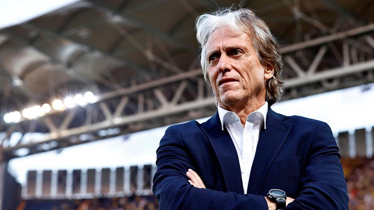 Jorge Jesus: Ligi galibiyetle bitirmek istiyoruz