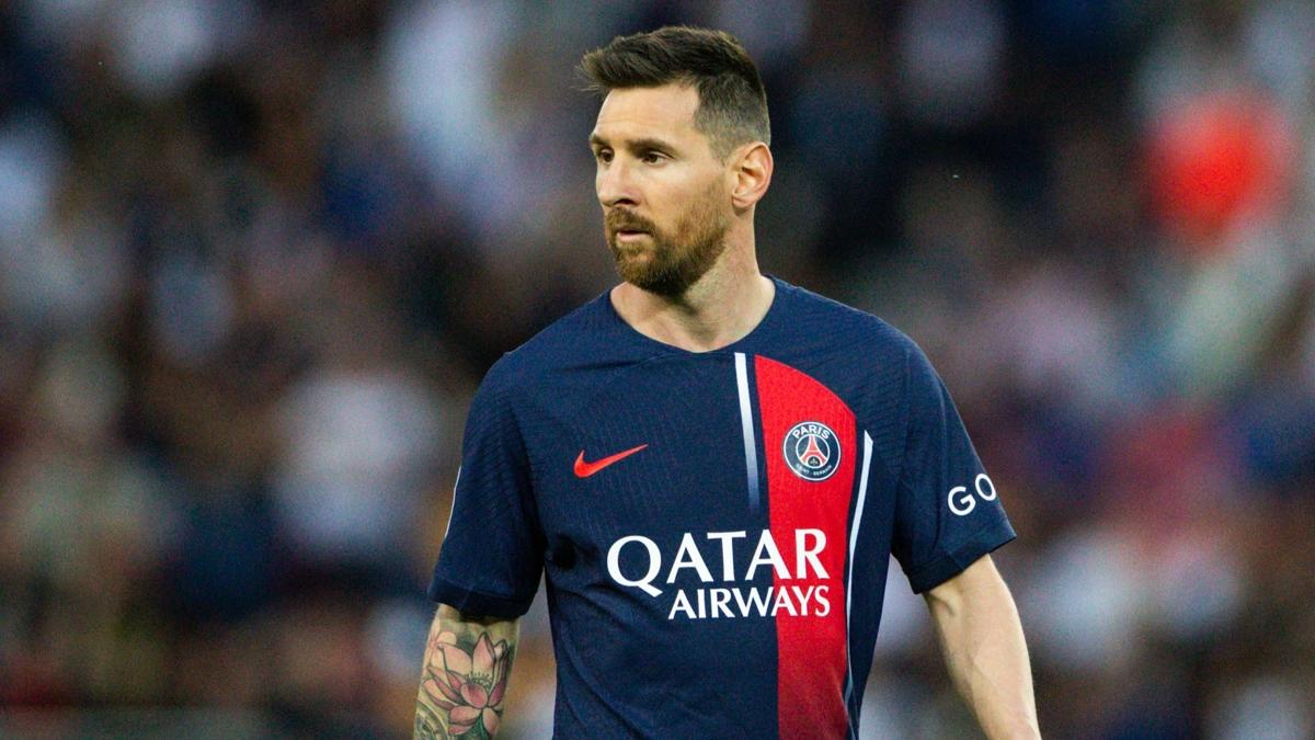 Lionel Messi geri dnyor