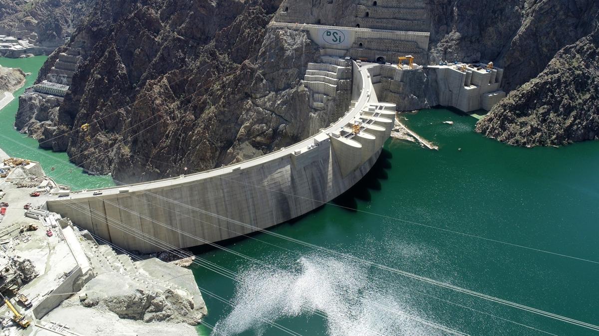 Yusufeli Baraj'nn su seviyesi 161 metreyi geti