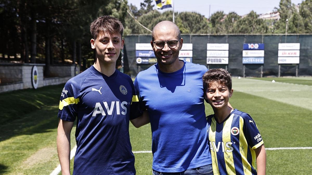 Alex de Souza'dan Fenerbahe'nin gen yldz Arda Gler'e vg dolu szler