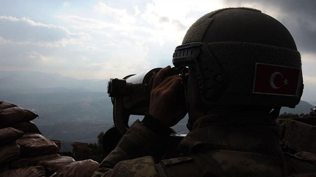 Suriye sınırında terör örgütü PKK'lı terörist yakalandı