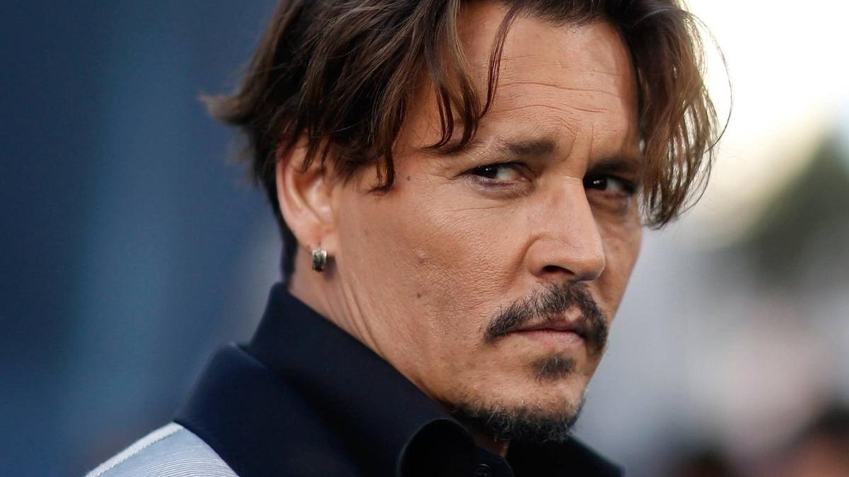 Dava yznden Karayip Korsanlar filminden karlan Johnny Depp, 20 milyon dolar reddetti