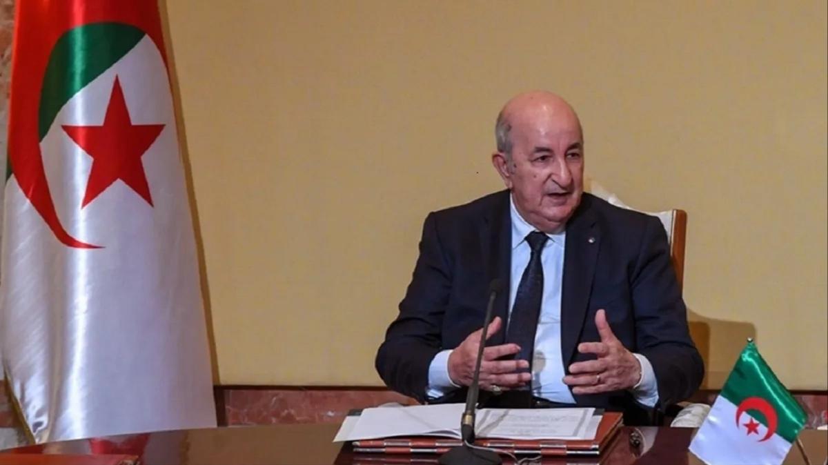 Cezayir Milli Mar'nda 'Fransa'ya yaplan atfn' geri getirilmesi karar alnd