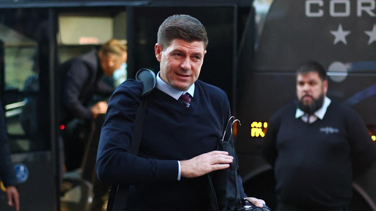 Takm artk Steven Gerrard'a emanet! Anlama resmen saland