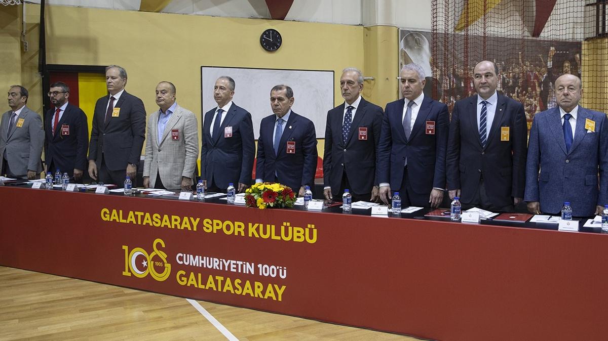 Galatasaray'da Divan Kurulu Toplants gerekletirildi