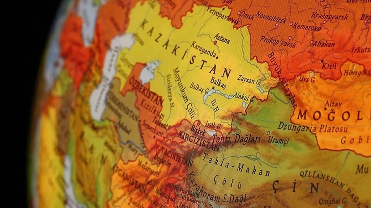 Kazakistan'dan uak yakt ithalat karar