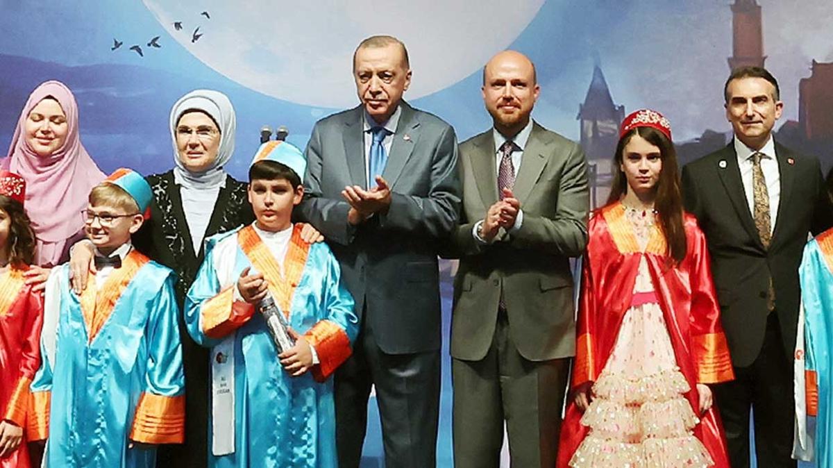 Bakan Erdoan, torunun mezuniyet trenine katld