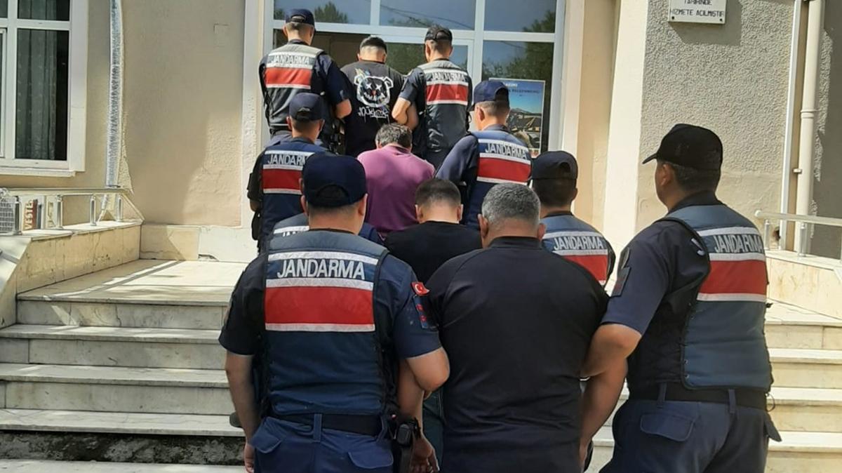 Malatya'da 8 ilde cezaevi personeline ynelik operasyon: 22 gzalt