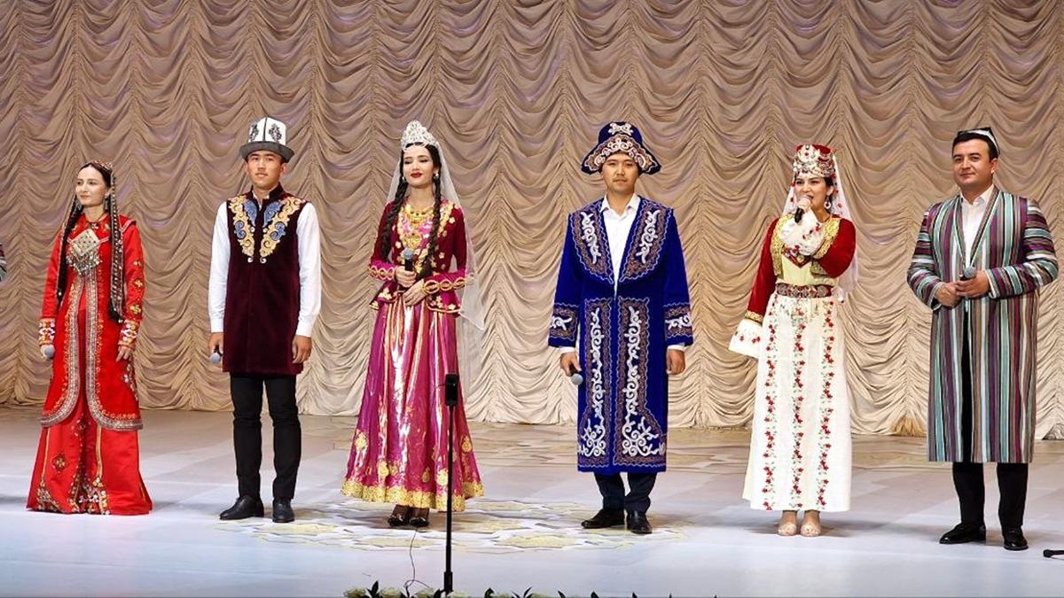TRKSOY'un 30. yl zbekistan'da konserle kutland!