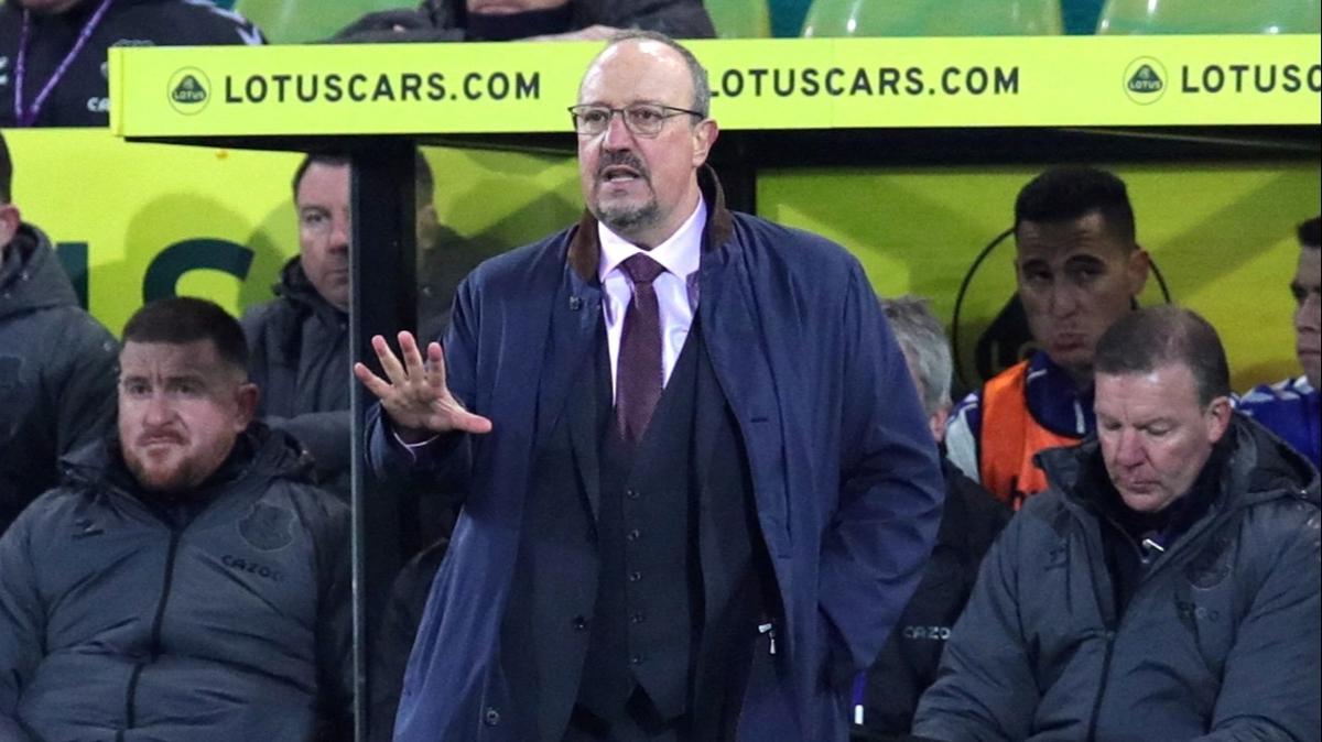 Rafael Benitez'in yeni adresi belli oldu