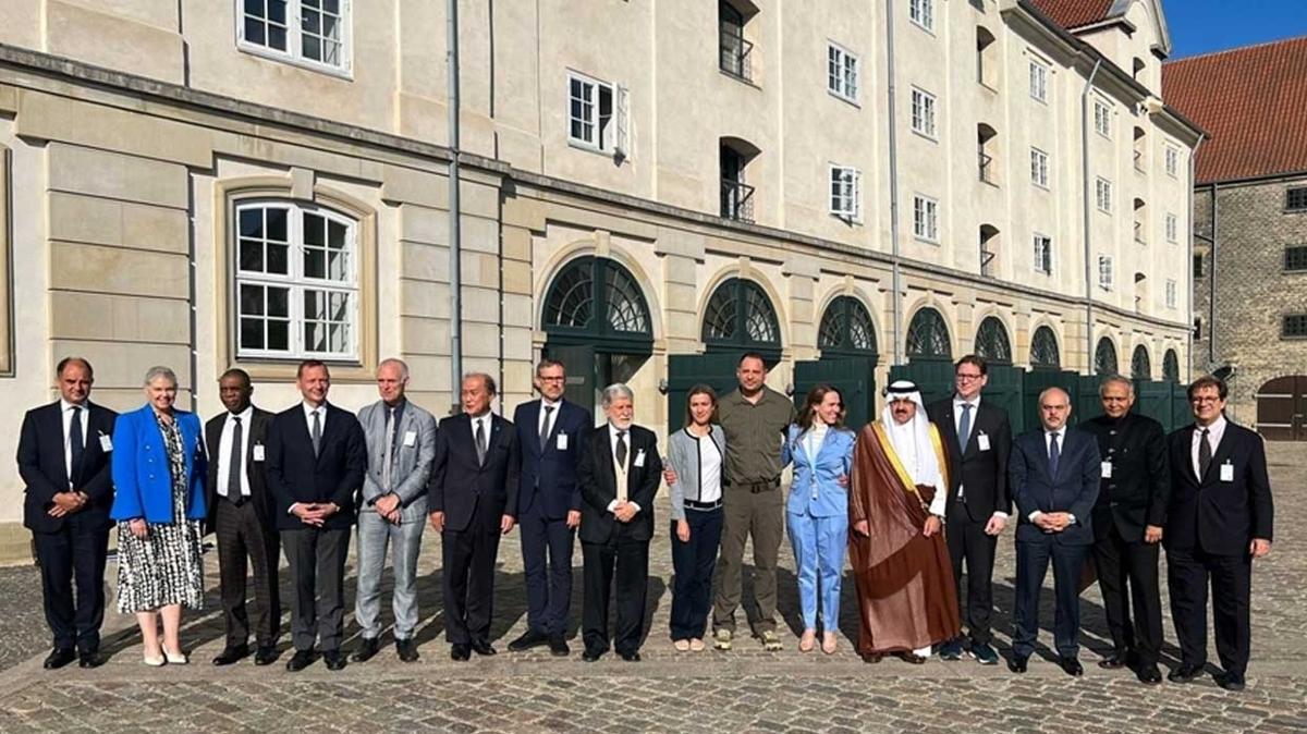 Cumhurbakan Badanman Kl, "Ukrayna Bar" konulu toplantya katld