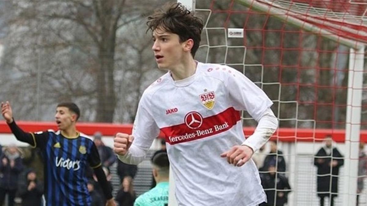 Galatasaray'a Stuttgart U17 takmndan orta saha