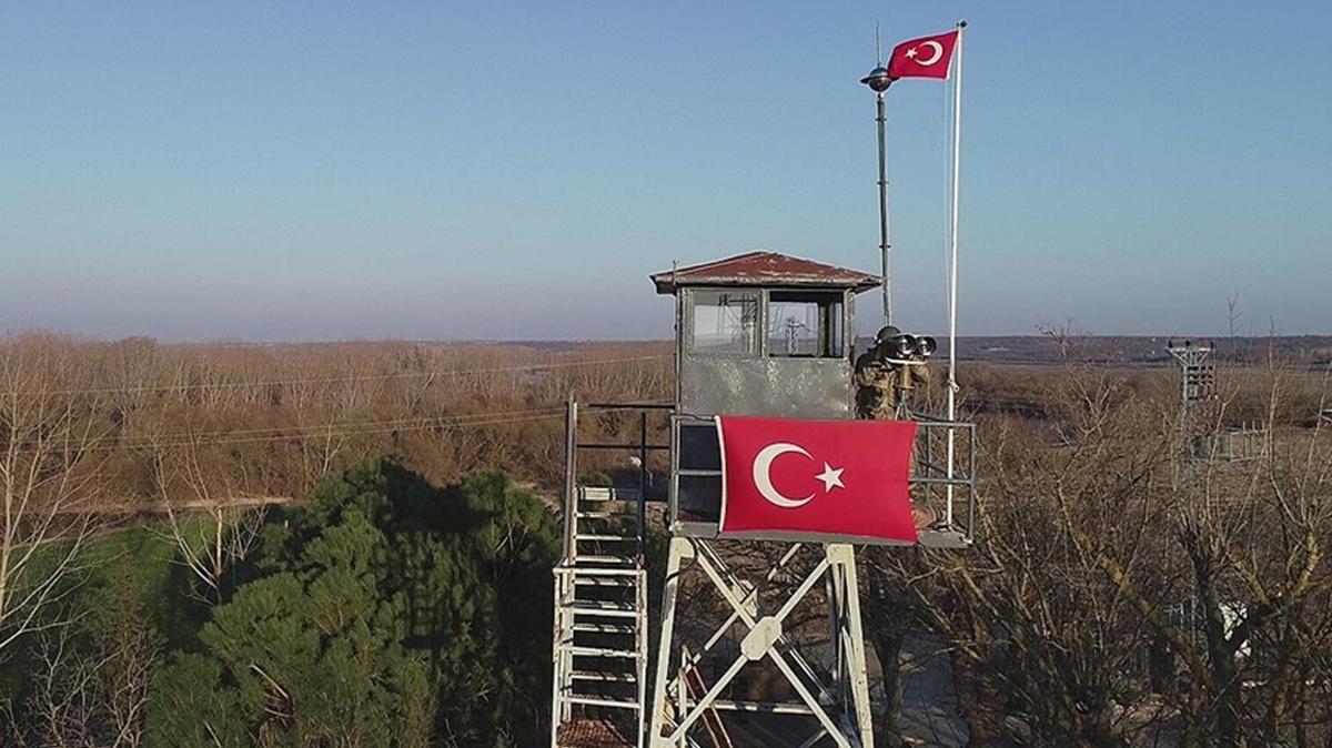 Yunanistan'a kaacaklard: 2 FET phelisi yakaland