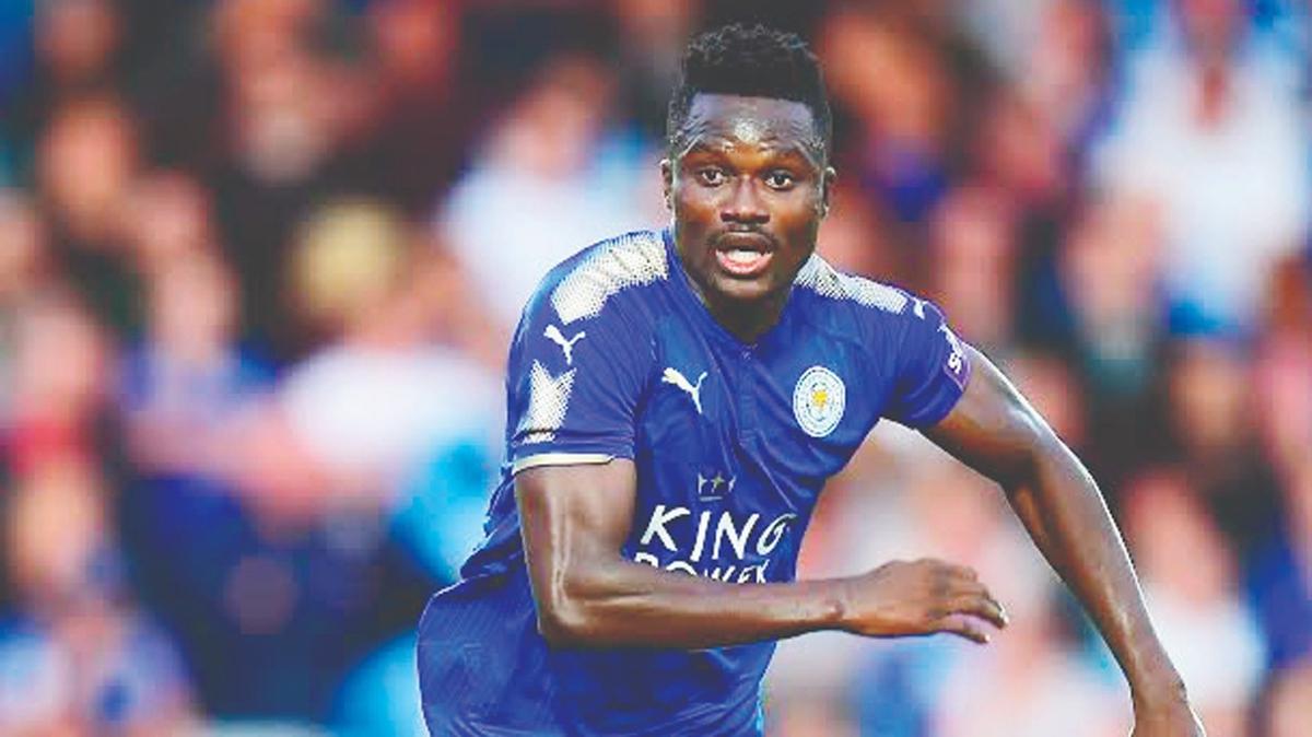 Amartey kartal oluyor