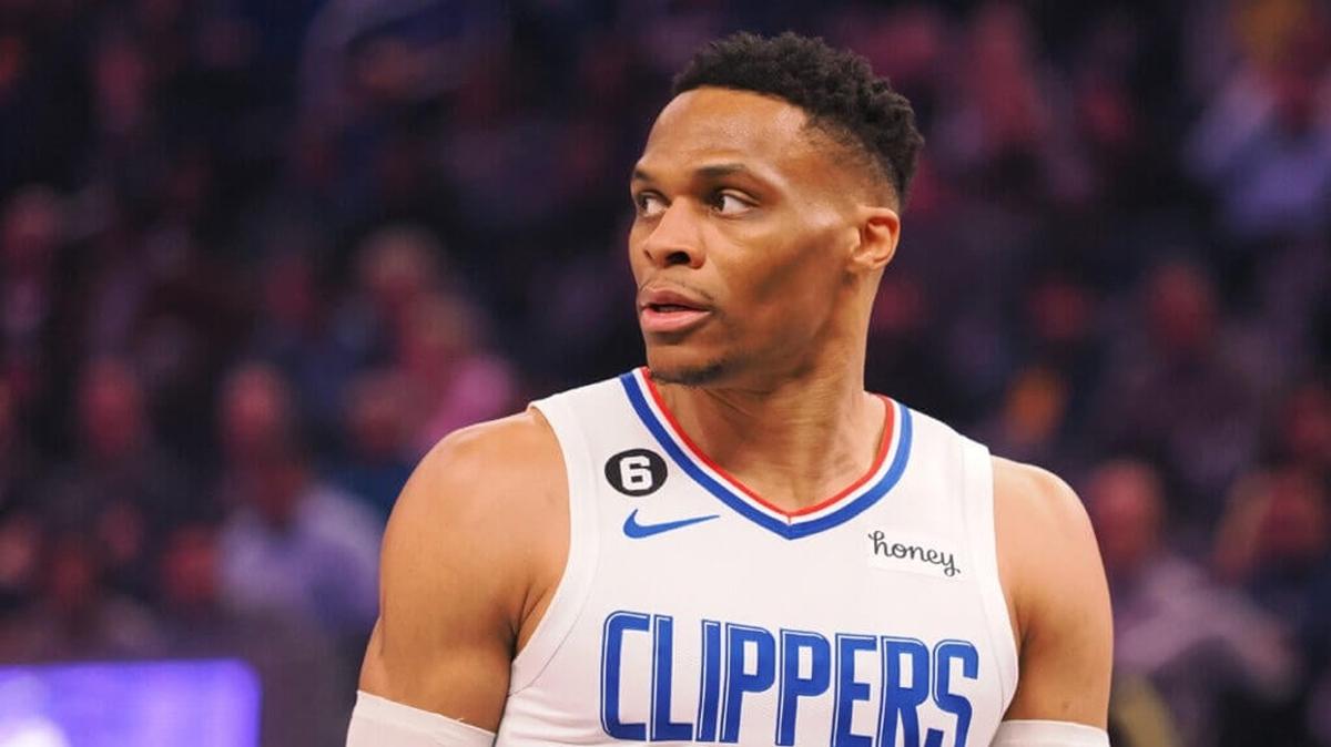 Russell Westbrook, o fedakarlk ile NBA tarihine geti!